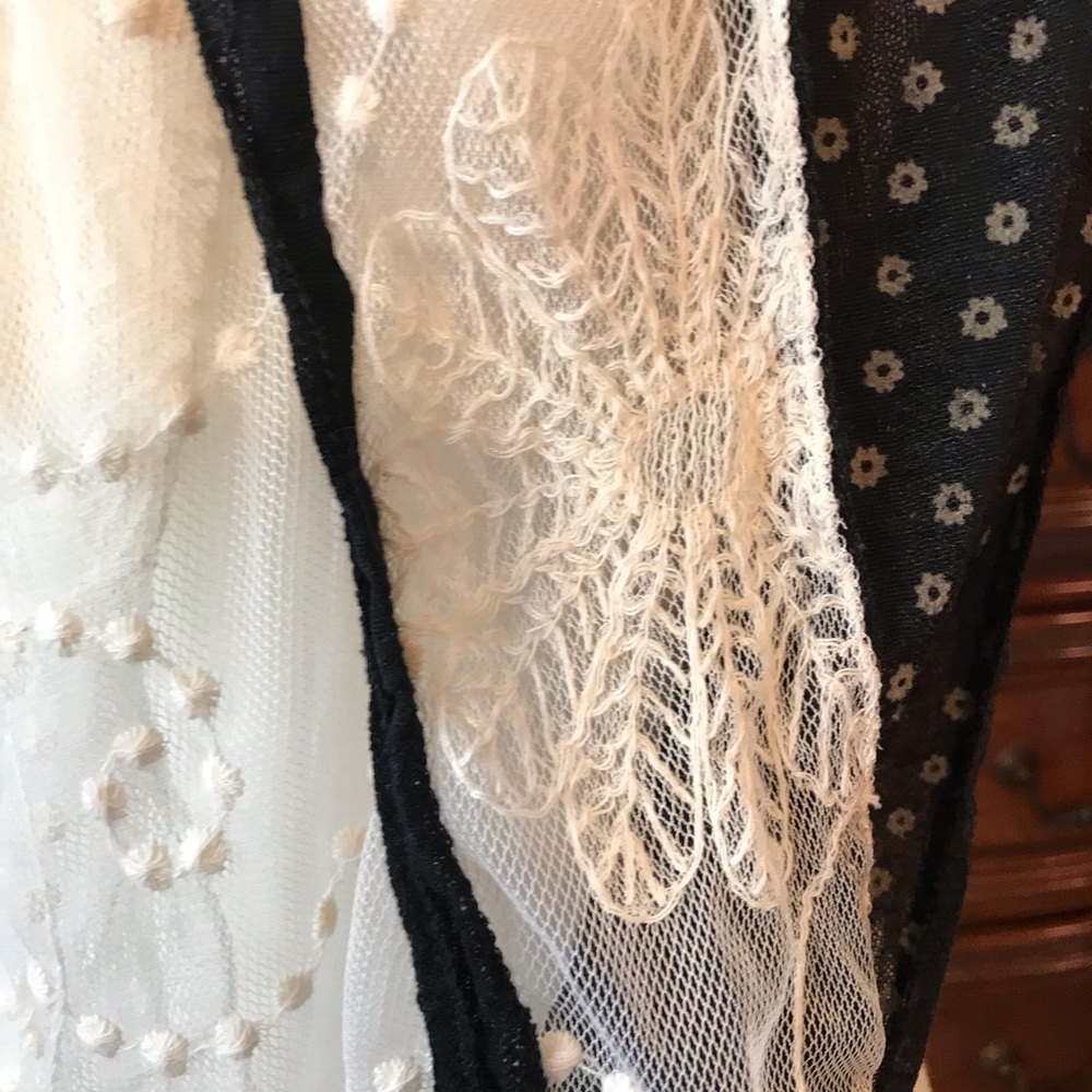 Scarf Black And White